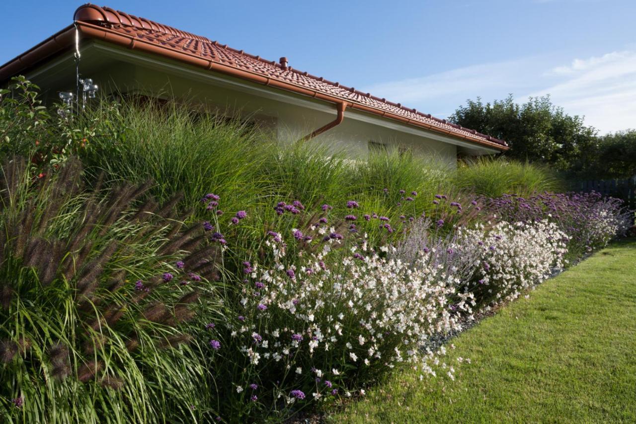 Apartamento Lea Barn Żagań Exterior foto