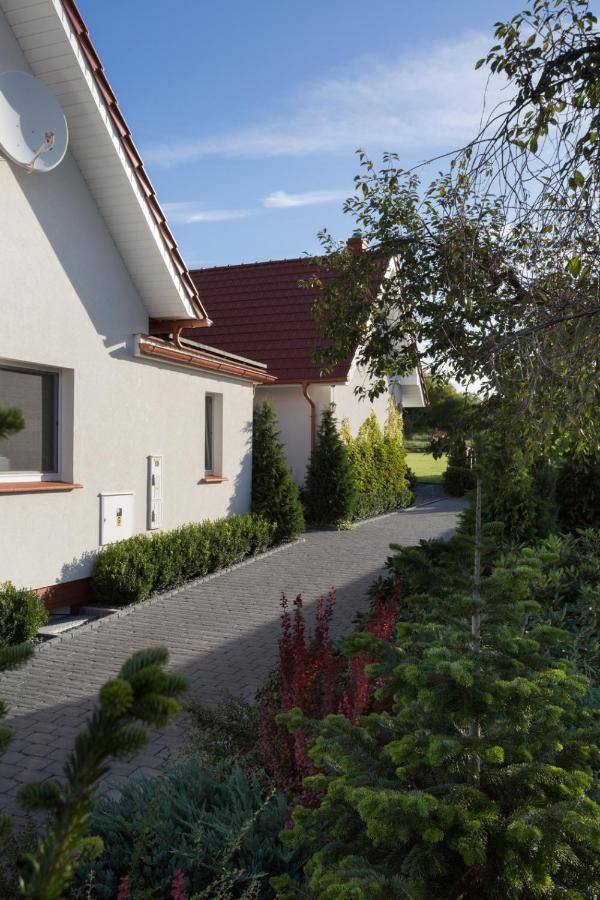 Apartamento Lea Barn Żagań Exterior foto